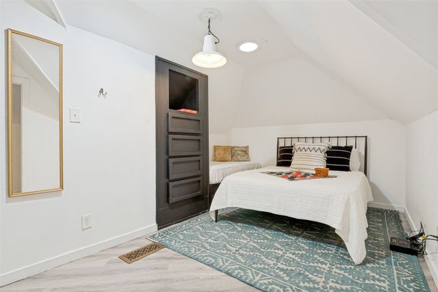 306 Harbin Avenue, Waxahachie, TX 75165