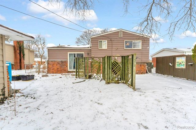 35759 Somerset Street, Westland, MI 48186