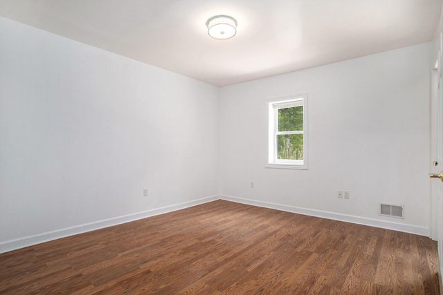 19016 11 Mile Road, Battle Creek, MI 49014