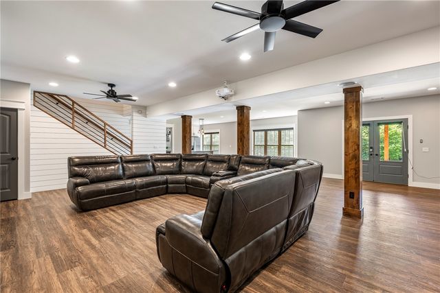 5 Bere Circle, Bella Vista, AR 72714