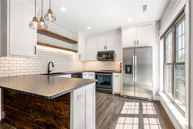 5 Bere Circle, Bella Vista, AR 72714