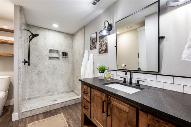 5 Bere Circle, Bella Vista, AR 72714