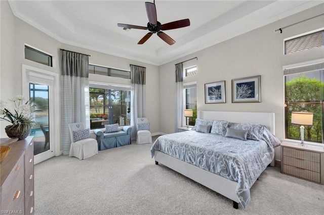 8675 Amour CT, Naples, FL 34119