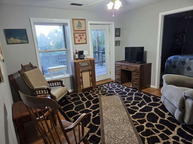 89 James River Road, Kimberling City, MO 65686