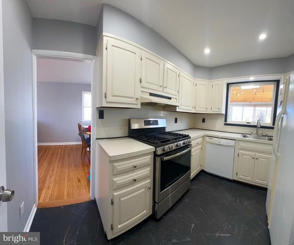 509 EXTON RD, Hatboro, PA 19040