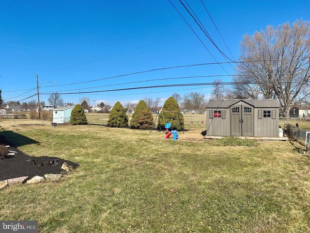 509 EXTON RD, Hatboro, PA 19040