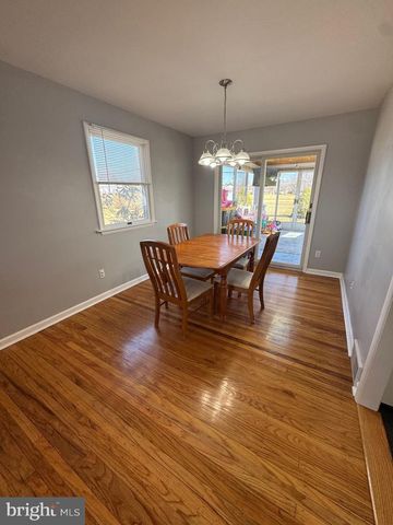 509 EXTON RD, Hatboro, PA 19040