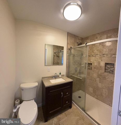 509 EXTON RD, Hatboro, PA 19040