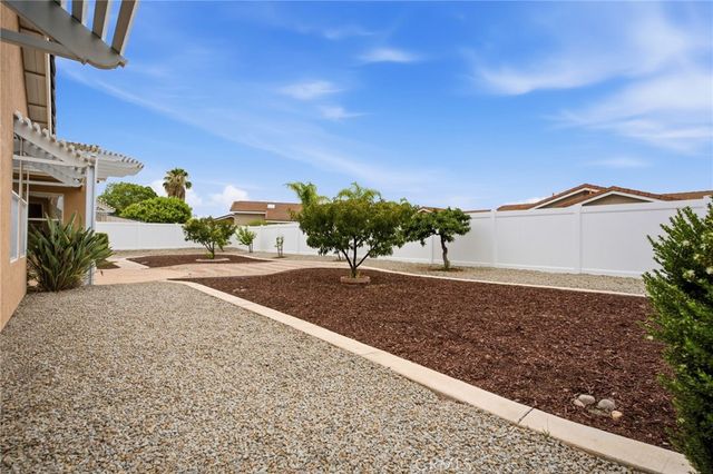 42144 Santa Fe Trail, Murrieta, CA 92562