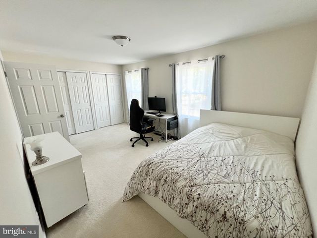 5929 WILD BROOK CT, Centreville, VA 20121