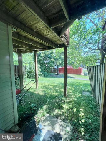 5929 WILD BROOK CT, Centreville, VA 20121