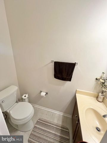 5929 WILD BROOK CT, Centreville, VA 20121