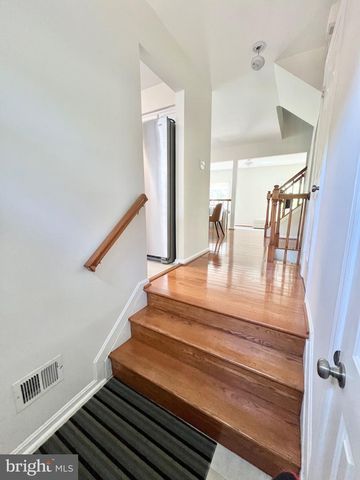 5929 WILD BROOK CT, Centreville, VA 20121