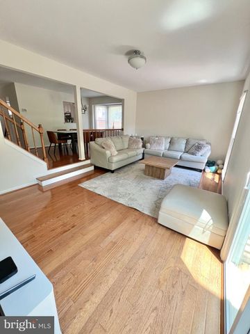 5929 WILD BROOK CT, Centreville, VA 20121