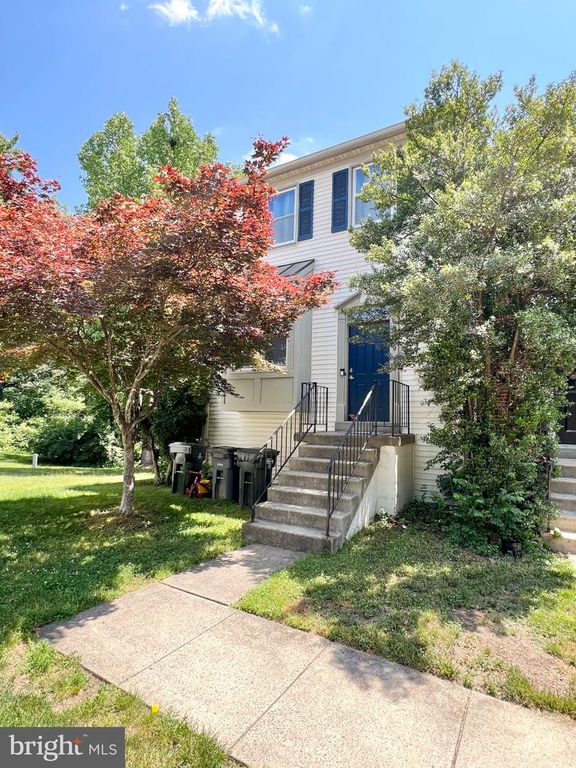 5929 WILD BROOK CT, Centreville, VA 20121