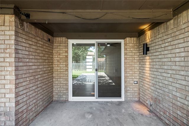 1821 El Paso Street, Lewisville, TX 75077