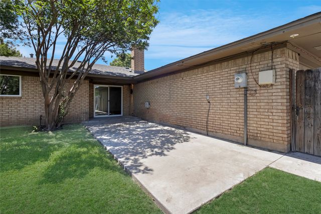 1821 El Paso Street, Lewisville, TX 75077