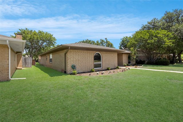 1821 El Paso Street, Lewisville, TX 75077