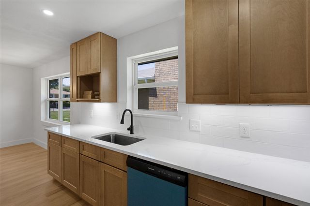 1821 El Paso Street, Lewisville, TX 75077