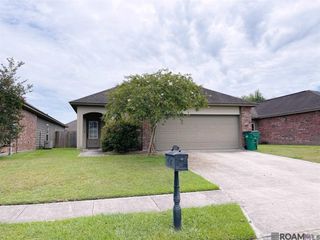 1695 El Tigre Dr, St Gabriel, LA 70776
