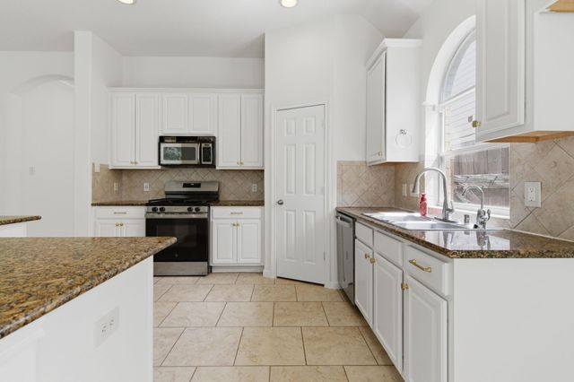 20203 Windsor Trace Lane, Richmond, TX 77407