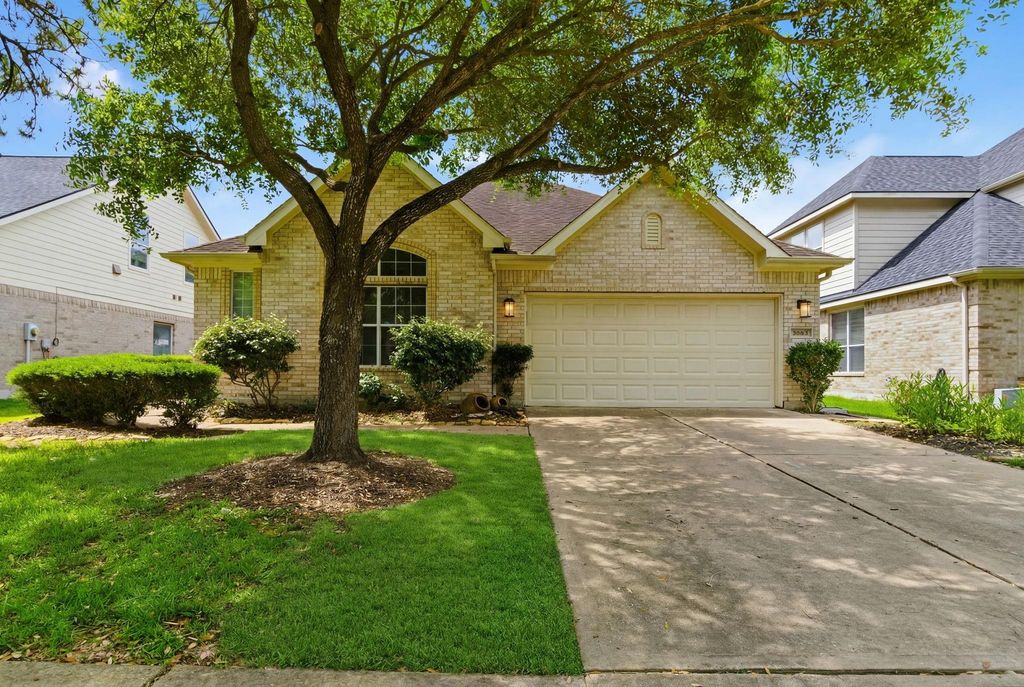 20203 Windsor Trace Lane, Richmond, TX 77407