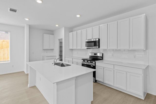 750 Bobby Lou LN, Copperas Cove, TX 76522