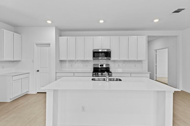 750 Bobby Lou LN, Copperas Cove, TX 76522