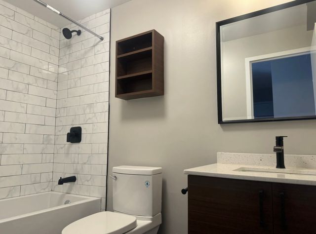 1212 S Michigan Avenue 701, Chicago, IL 60605