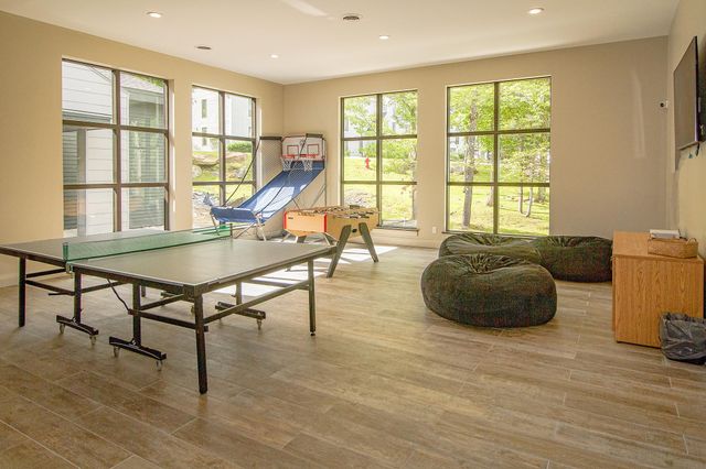 4 L Trailside Village Way H34, Dover, VT 05356