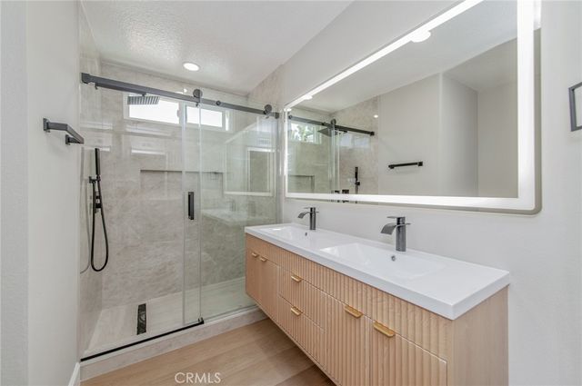 27 Monte Carlo, Irvine, CA 92614
