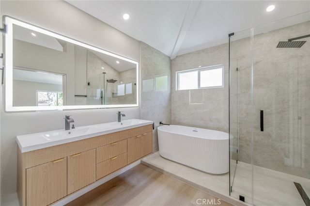 27 Monte Carlo, Irvine, CA 92614