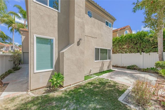 27 Monte Carlo, Irvine, CA 92614