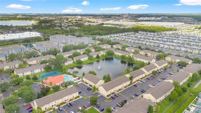 2855 CLUB CORTILE CIRCLE, Kissimmee, FL 34746