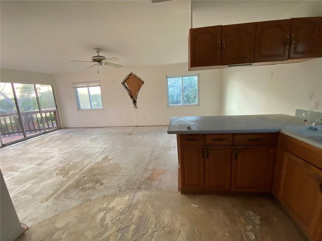 7820 MIDNIGHT PASS, Sarasota, FL 34242
