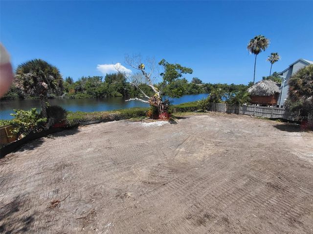 7820 MIDNIGHT PASS, Sarasota, FL 34242