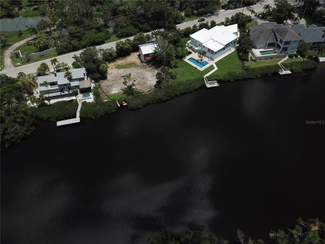 7820 MIDNIGHT PASS, Sarasota, FL 34242