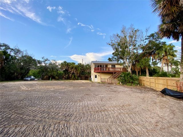7820 MIDNIGHT PASS, Sarasota, FL 34242
