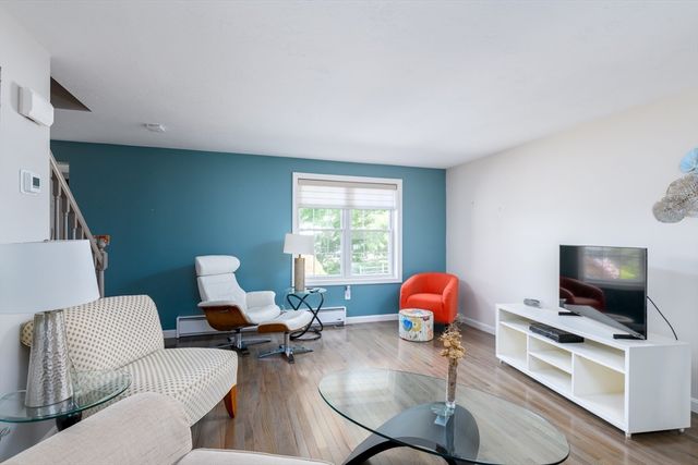 102 Torrey Lane Ext 102, Holden, MA 01520