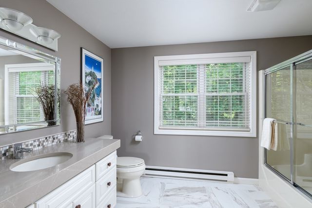 102 Torrey Lane Ext 102, Holden, MA 01520