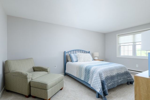 102 Torrey Lane Ext 102, Holden, MA 01520