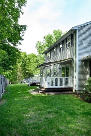 102 Torrey Lane Ext 102, Holden, MA 01520