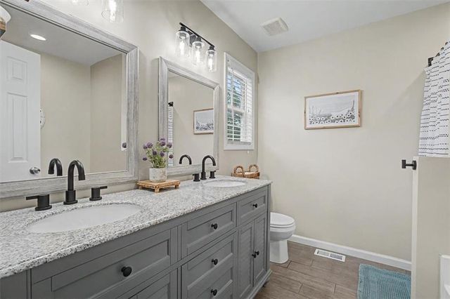 124 Chrissy Dr, Temple, GA 30179