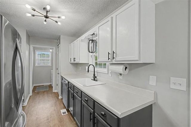 124 Chrissy Dr, Temple, GA 30179