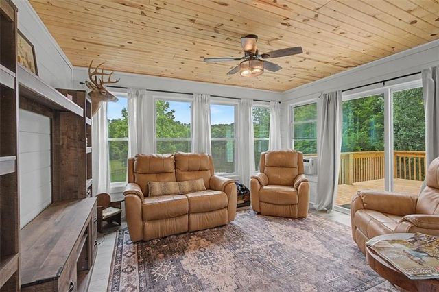 124 Chrissy Dr, Temple, GA 30179
