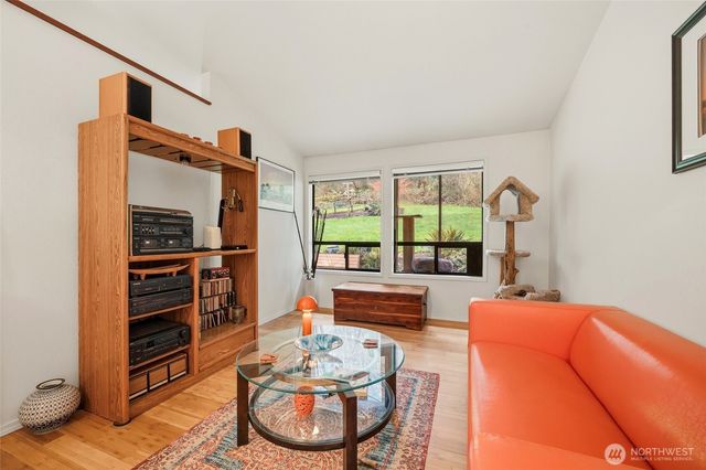 6830 Norma Beach Road, Edmonds, WA 98026
