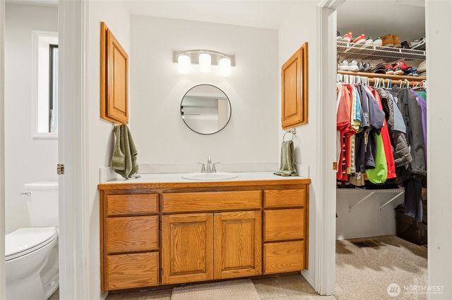 6830 Norma Beach Road, Edmonds, WA 98026