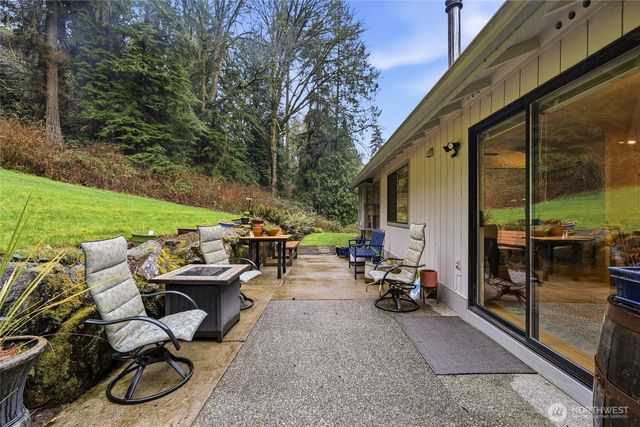 6830 Norma Beach Road, Edmonds, WA 98026