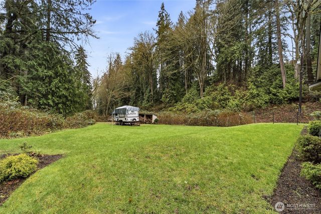 6830 Norma Beach Road, Edmonds, WA 98026