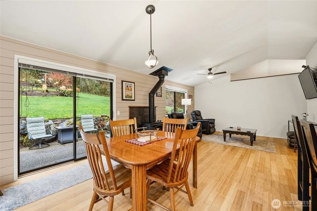 6830 Norma Beach Road, Edmonds, WA 98026
